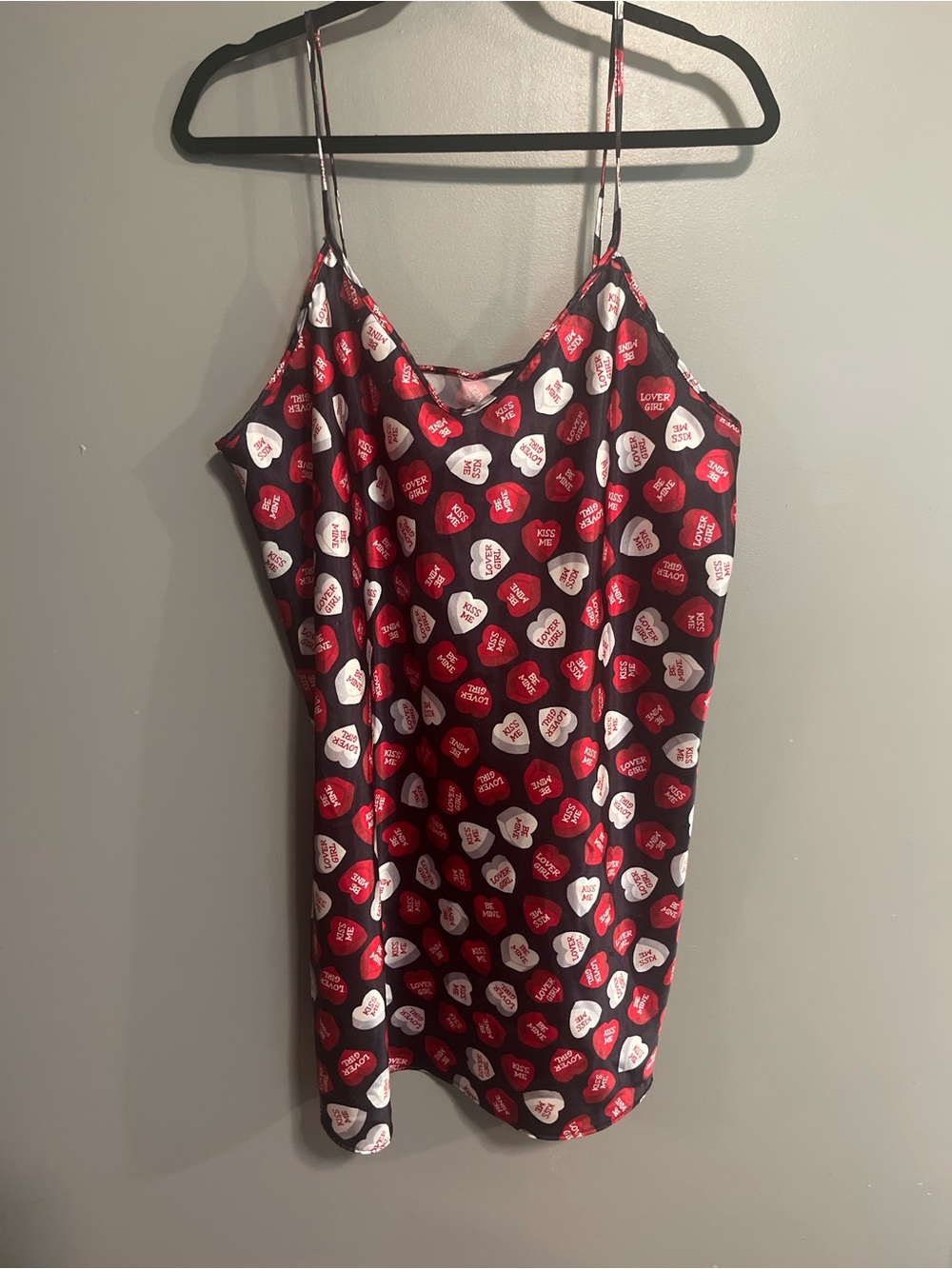 Women's Black Spaghetti Strap Heart-Print Nightgown